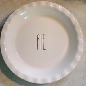 Rae Dunn “PIE” Dish